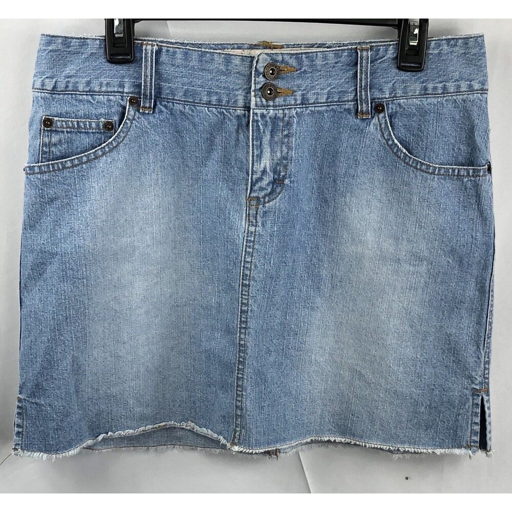 Vintage blue jean mini Skirt 10 fringe Lt denim 32”W Pockets 90s Y2K Boho Hippie - Picture 4 of 5